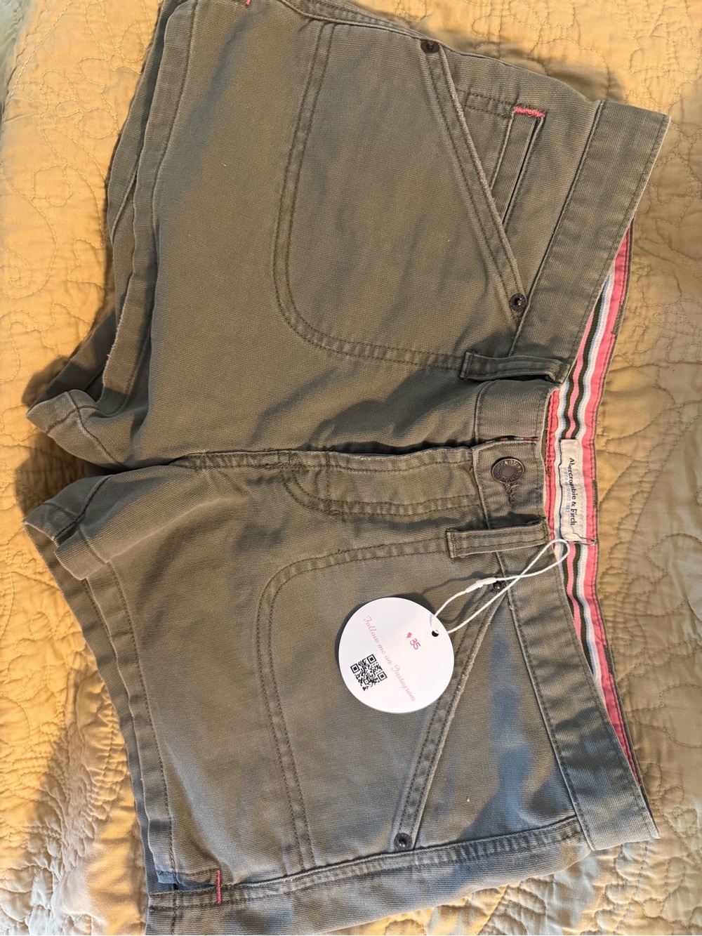 Abercrombie & Fitch Olive Green Women's Jean Shorts with Pink Trim